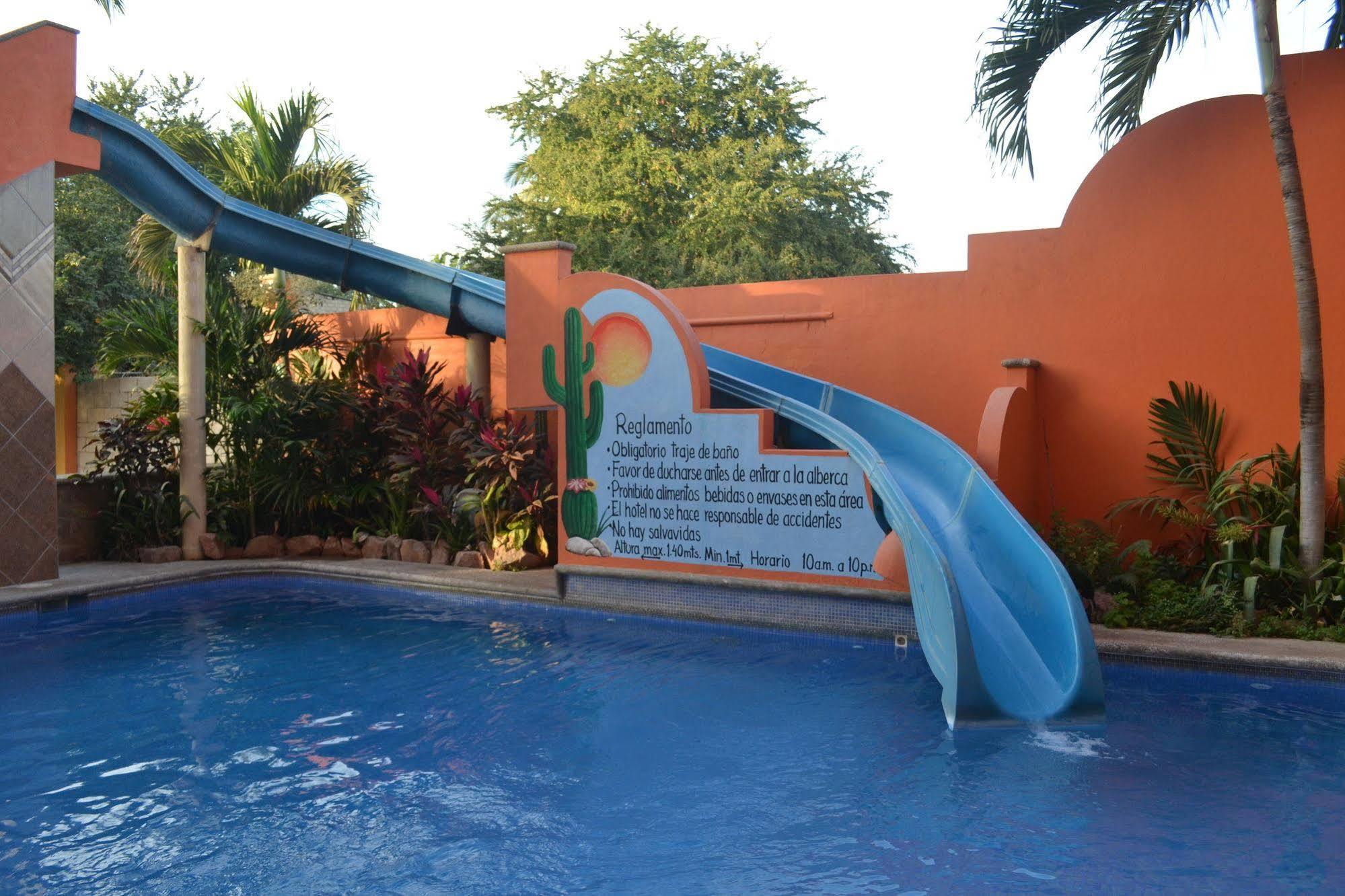Bucerías Cactus Inn מראה חיצוני תמונה